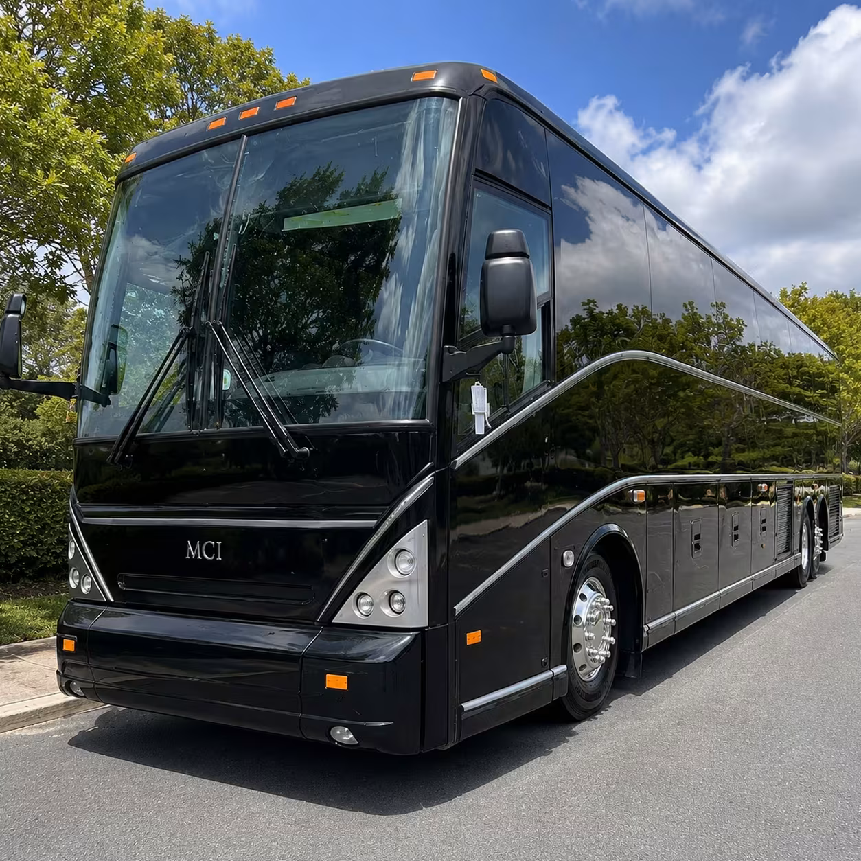 charter bus rentals for alhambra school field trips student groups